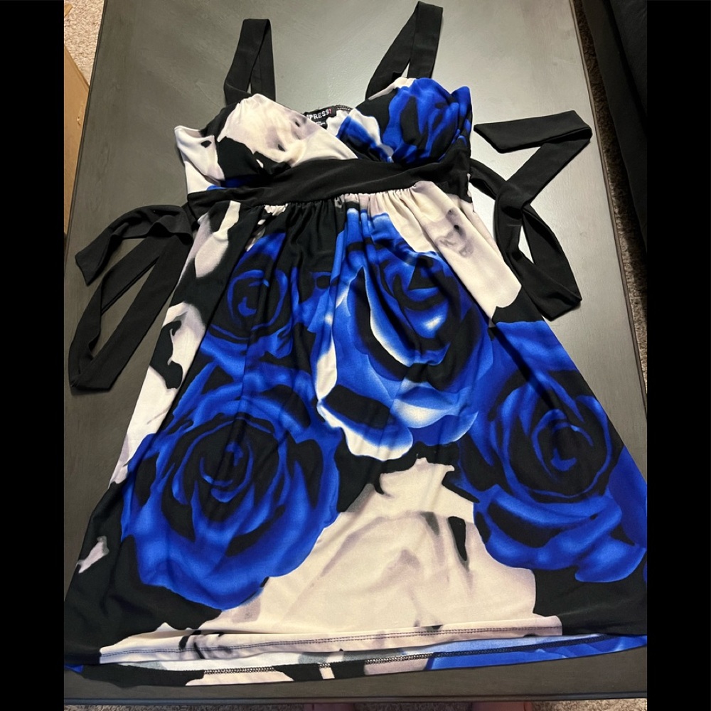 Impress sundress size medium with ties